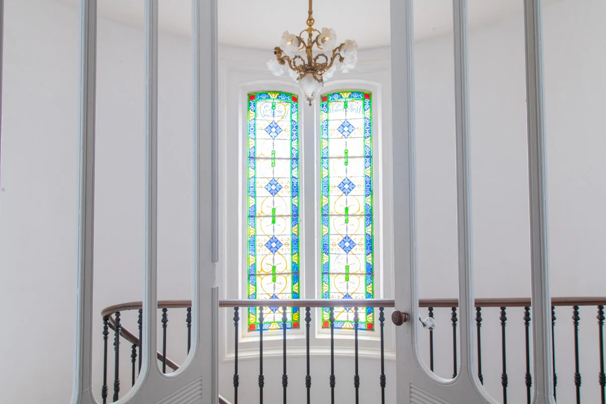 Villa_de_Gabarre_Vitrail